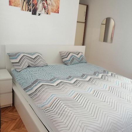 Apartman Ivo Apartment Baska Voda Ruang foto